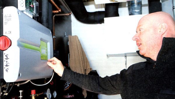 Aurinkopaneelien invertteri