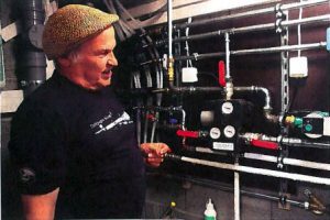 Lämmönjakohuoneen esittely